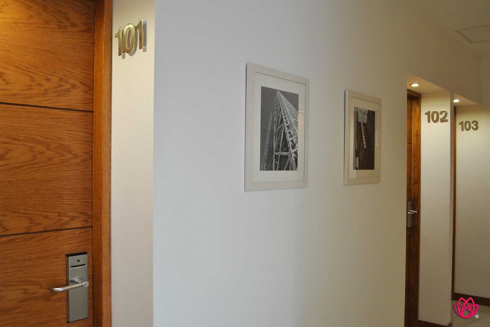 Hotel Y Tu 19/28