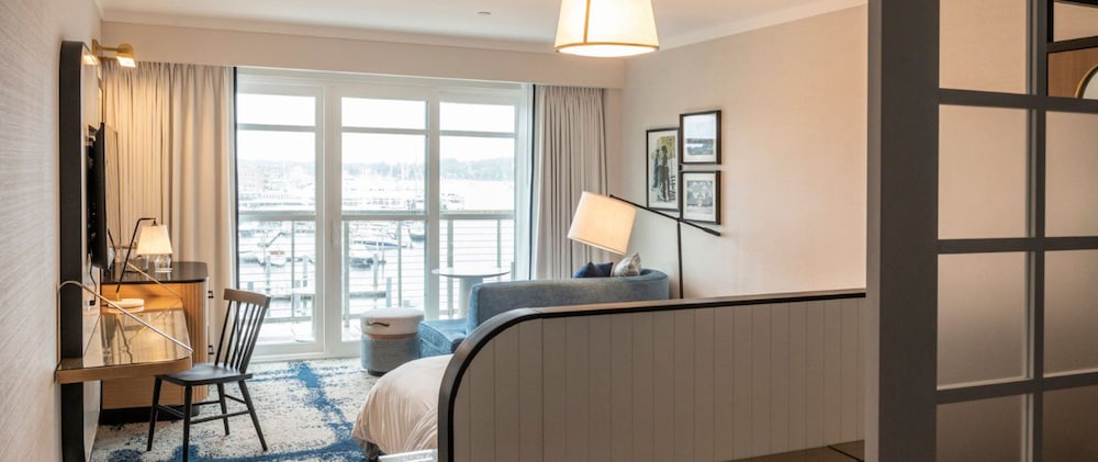 The Brenton Hotel 15/40