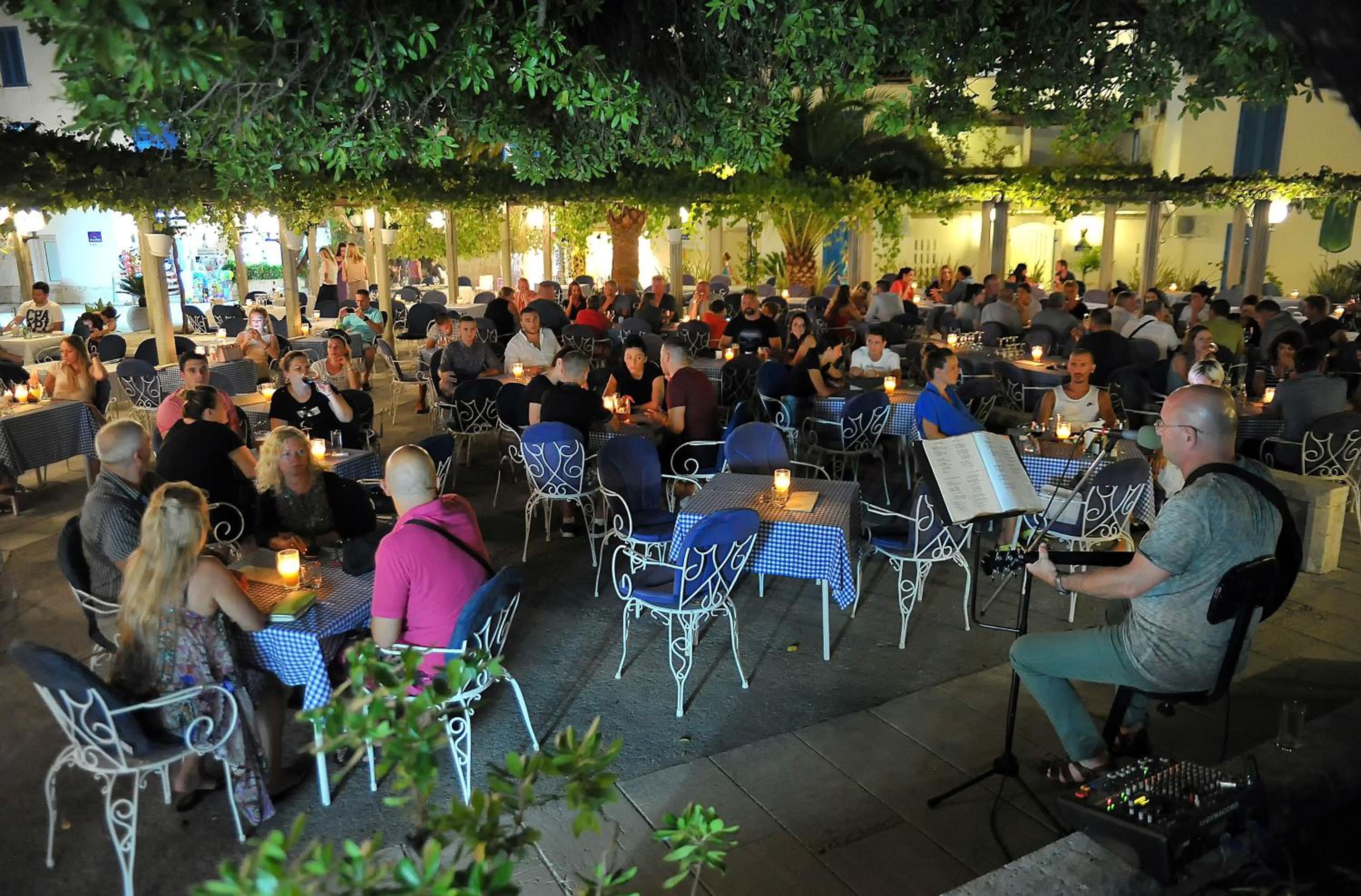 Slovenska Plaza 4 50/62