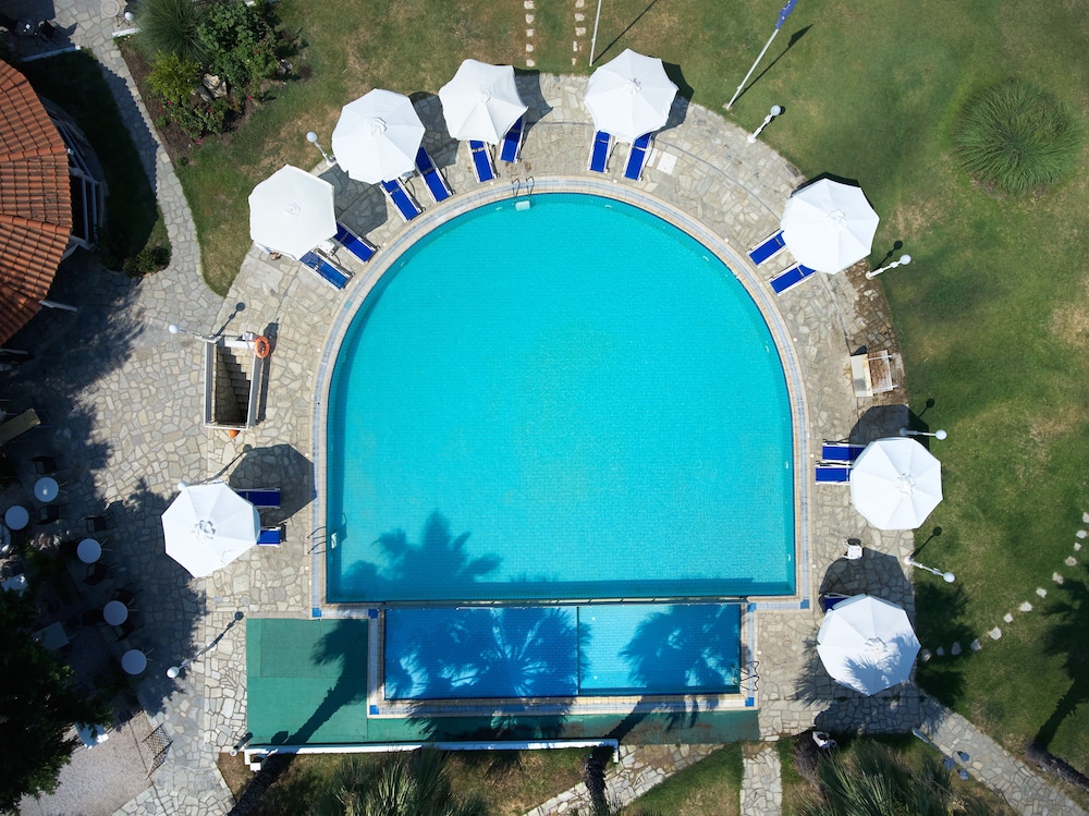 Acrotel Lily Ann Boutique Hotel in SITHONIA