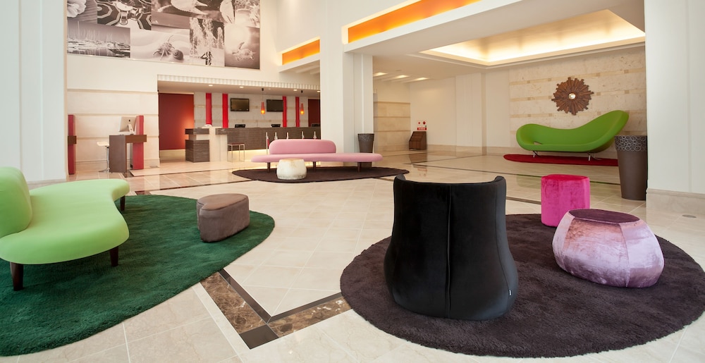 Mercure Okinawa Naha 6/65