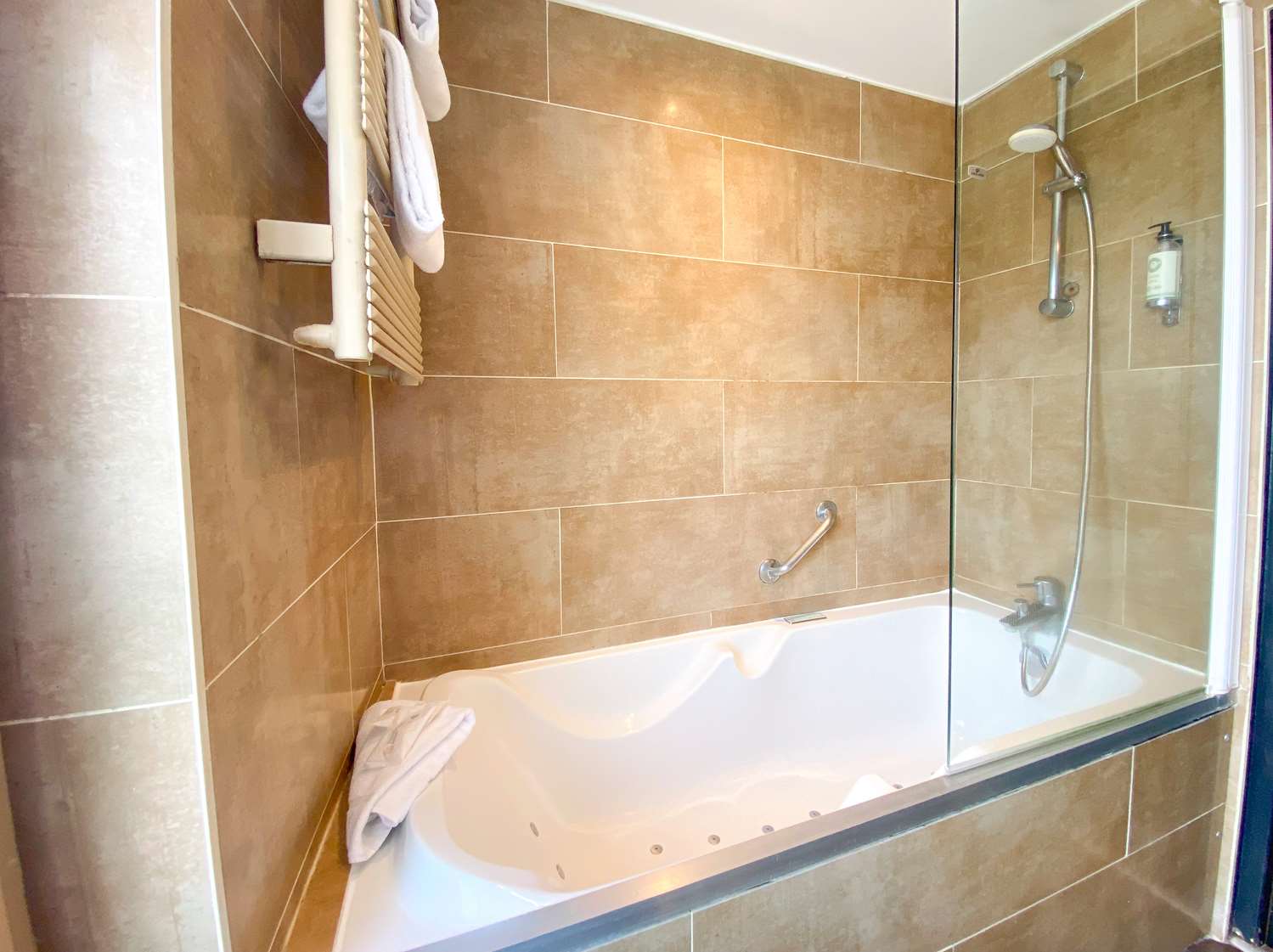 Best Western Le Cheval Blanc 49/54