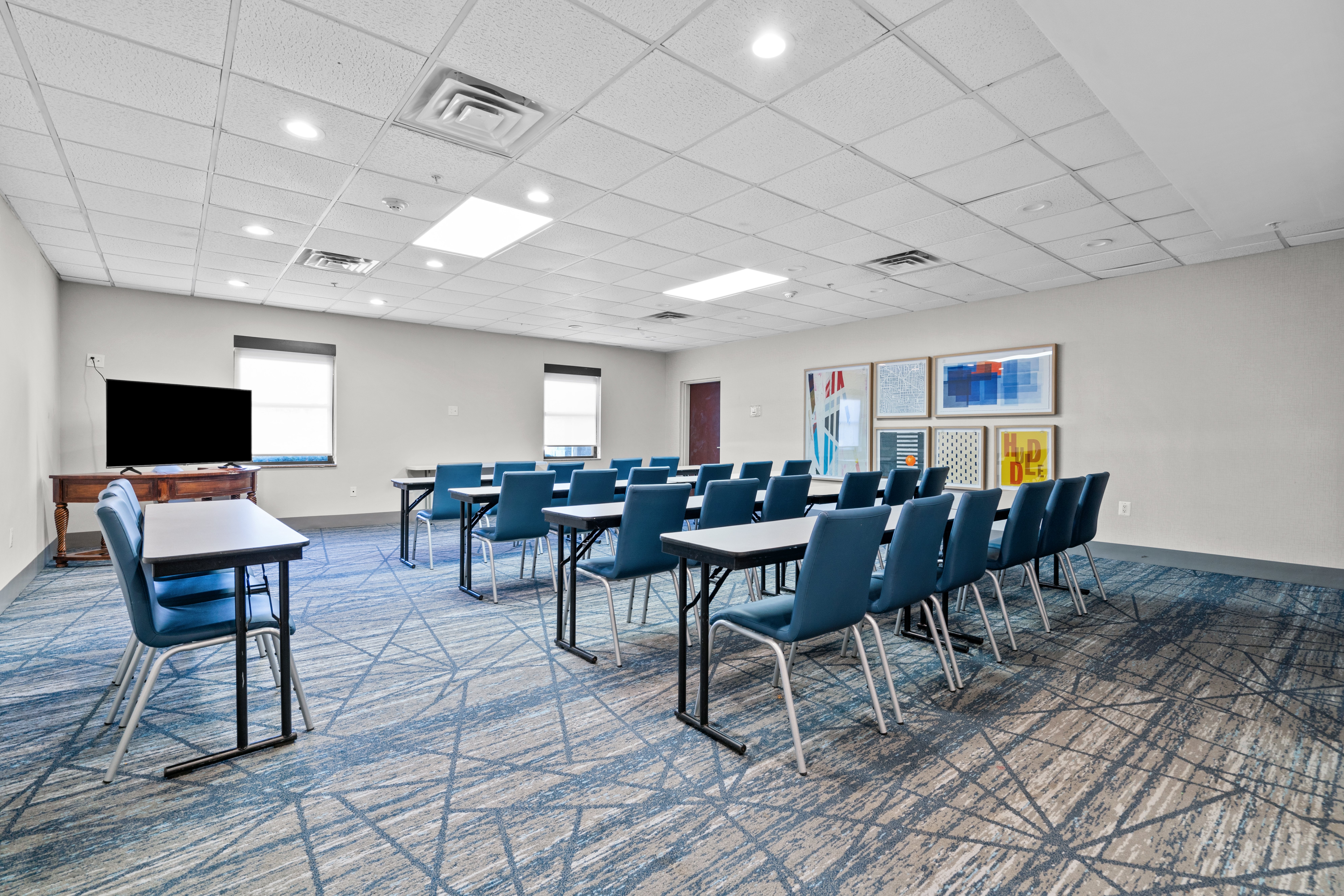 Holiday Inn Express & Suites West Point - Fort Montgomery 60/74