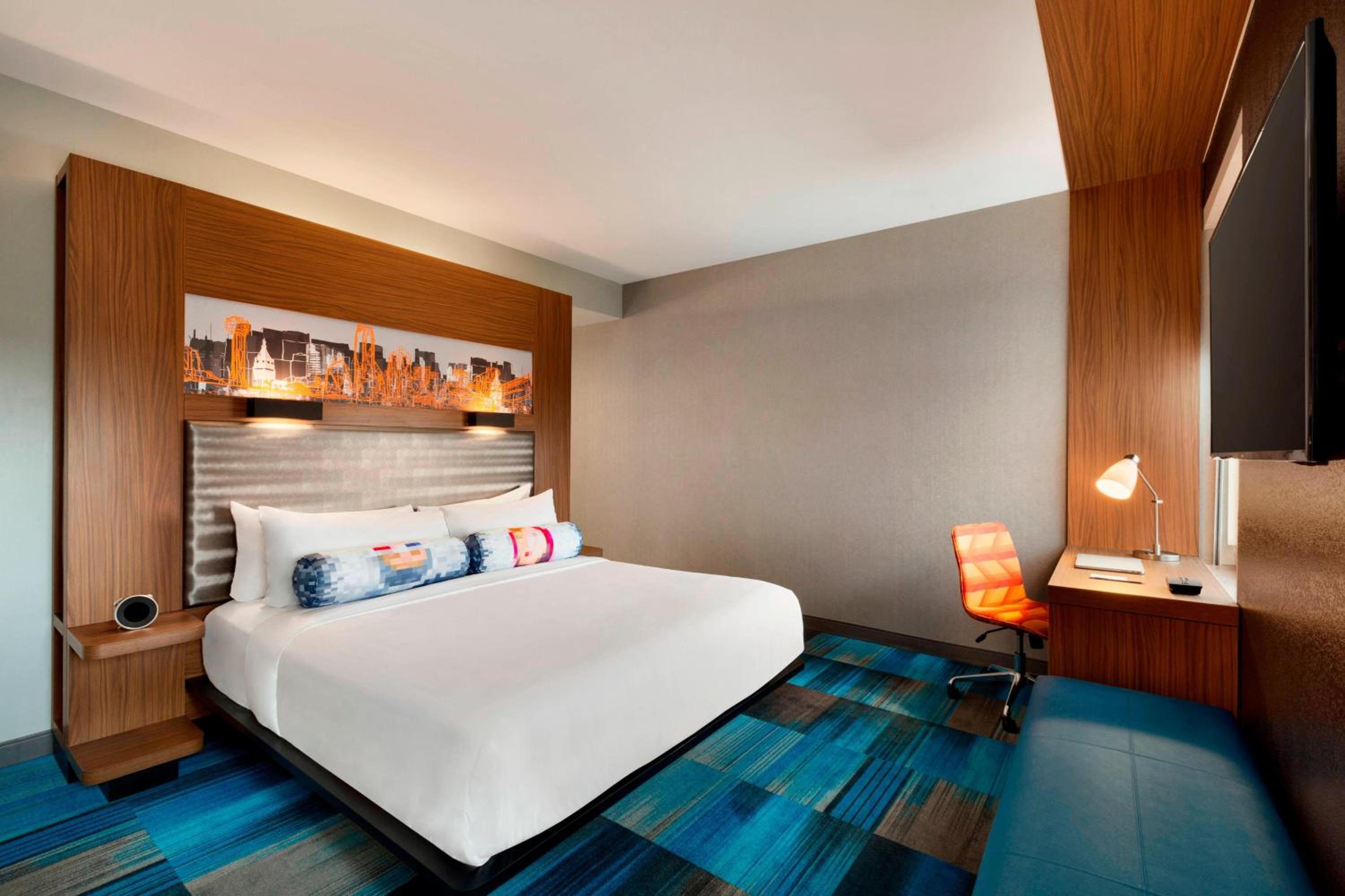 Aloft, Guest Room, King Bed