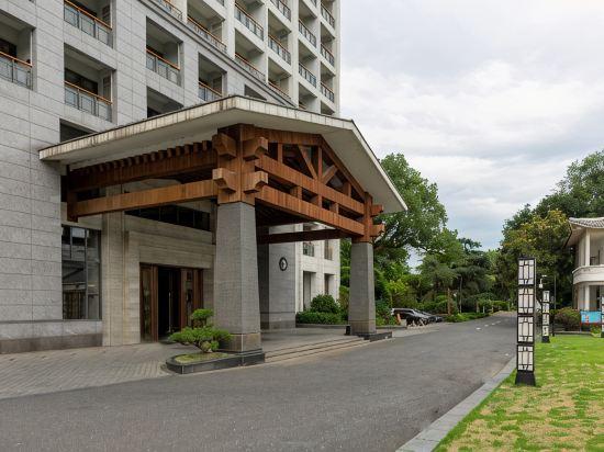 Ji'an Hotel 48/51