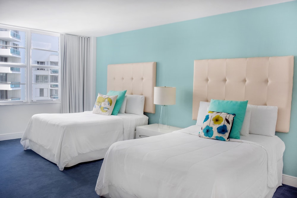 Seacoast Suites Hotel 32/75