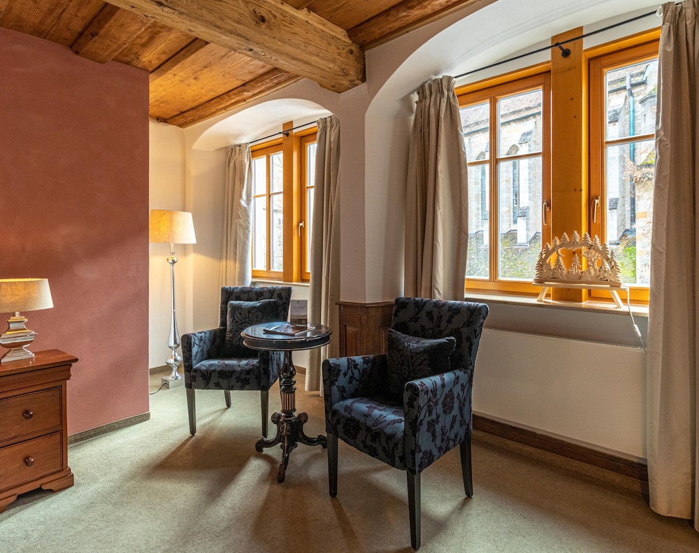 Herrnschlosschen Hotel 31/50