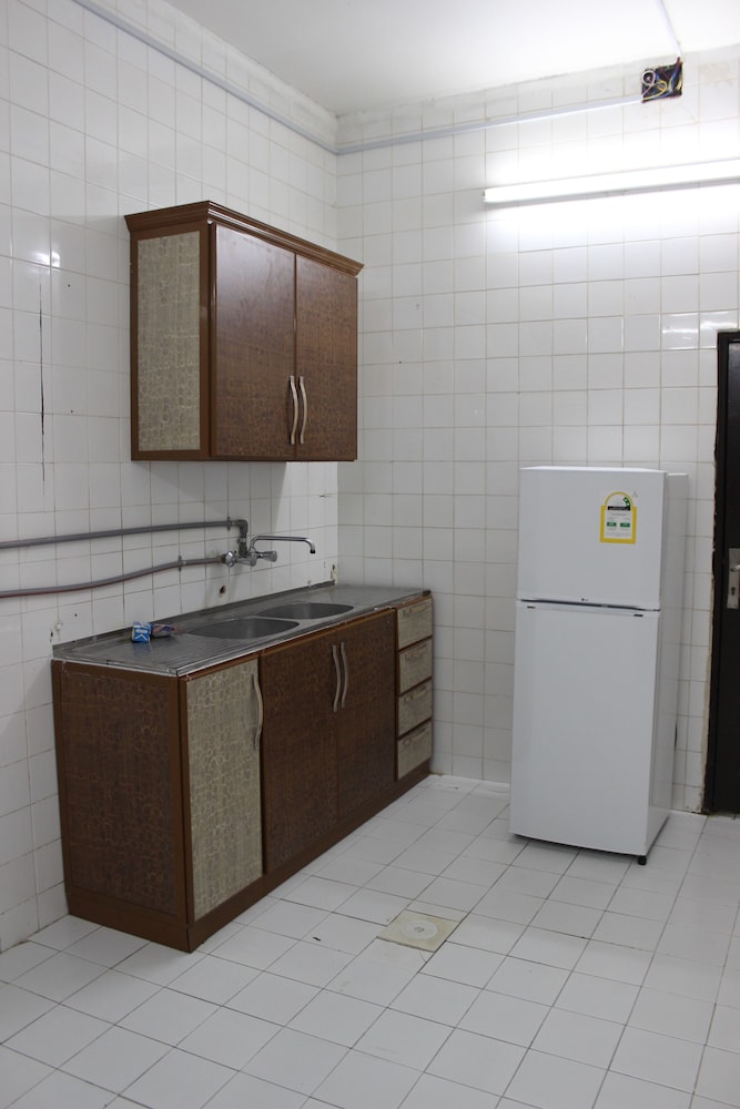 العييري للوحدات السكنية 4(Al Eairy Furnished Apartments - Al Bahah 4) 6/40