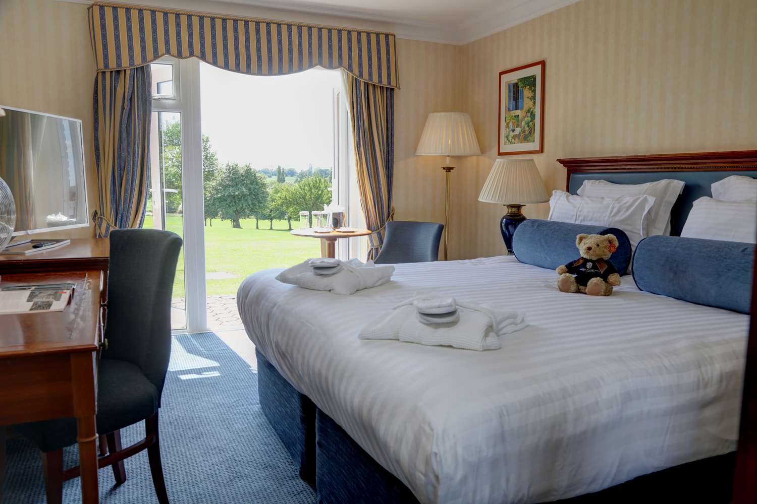 Deluxe, Double Bed, Extra Beds, with View