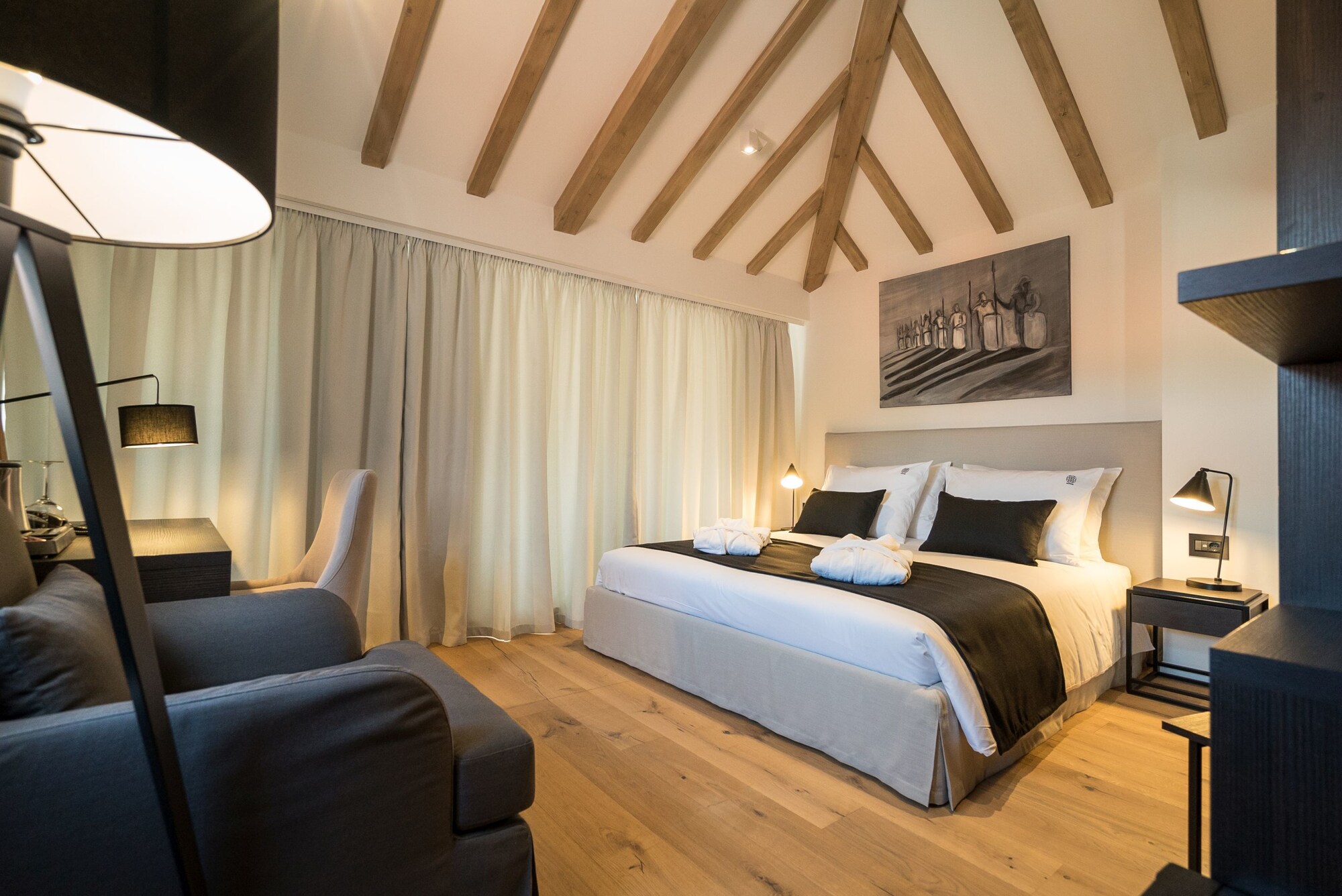 SUPERIOR, DOUBLE BED, OLD TOWN VIEW, TERRACE