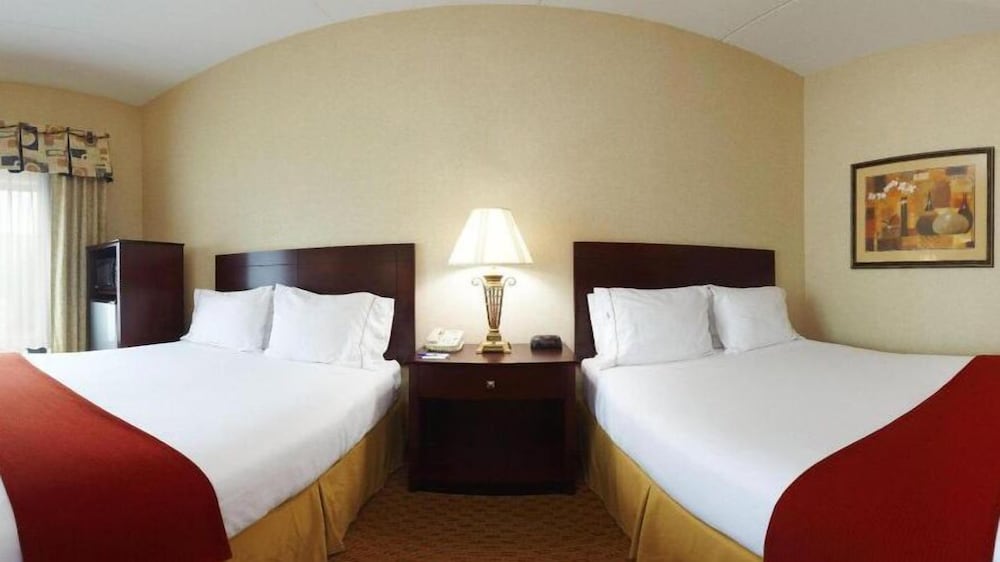Holiday Inn Express Hotel Suites Harriman 24/53