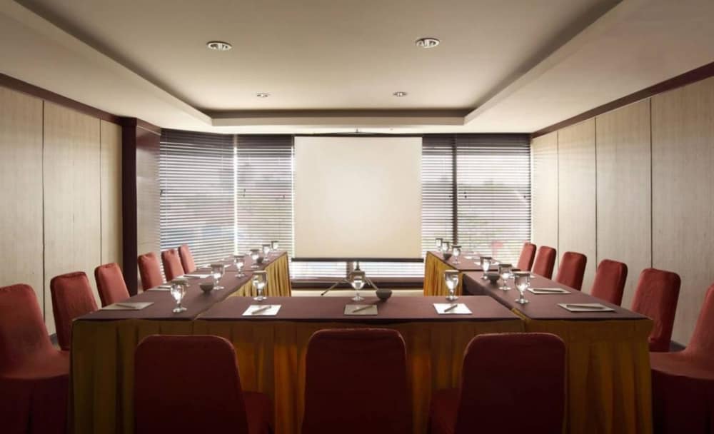 Hotel Santika Premiere Semarang 38/47