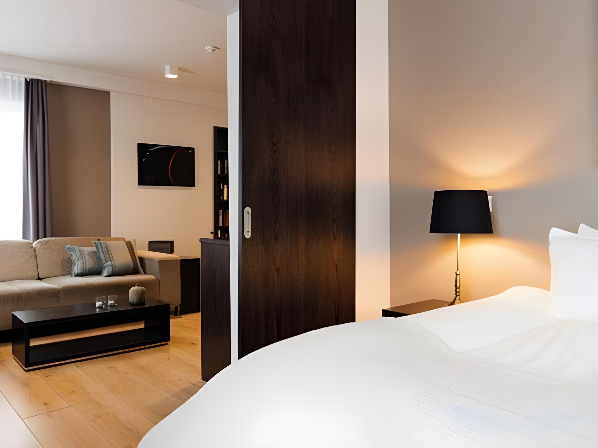 2 Bedrooms, Suite, Twin Beds