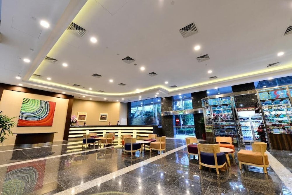 Lobby at Hotel Chancellor at Orchard, SINGAPORE