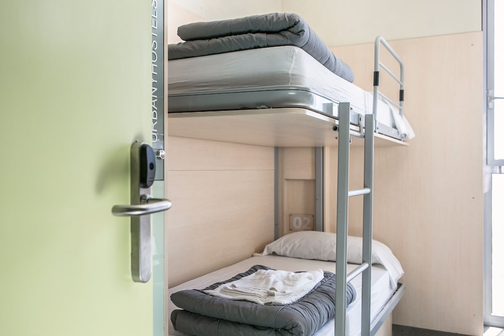 Barcelona Urbany Hostel 11/23