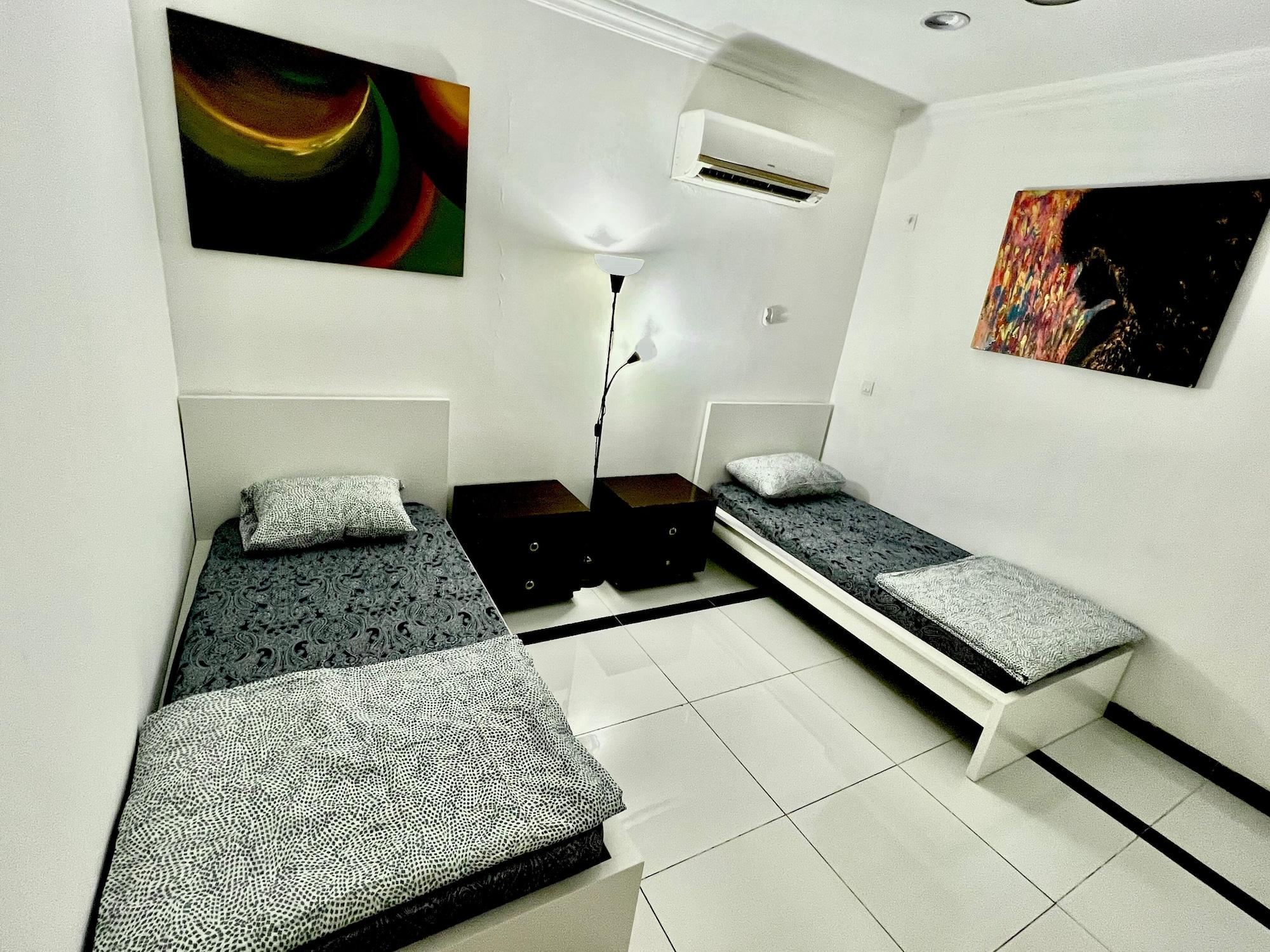 Home Stay Hostel 8/14