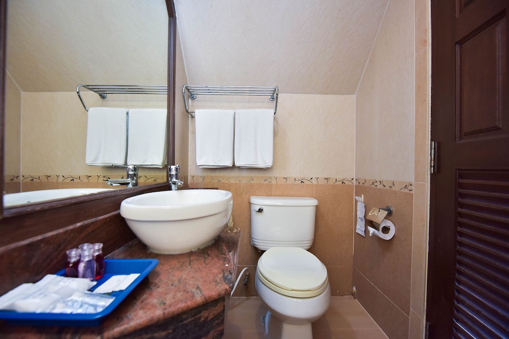 OYO 389 Sira Boutique Residence Phuket 26/28