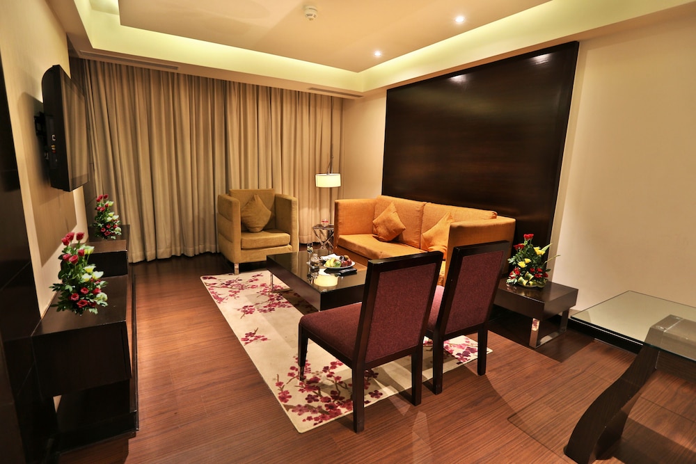 Royal Orchid Jaipur 36/62