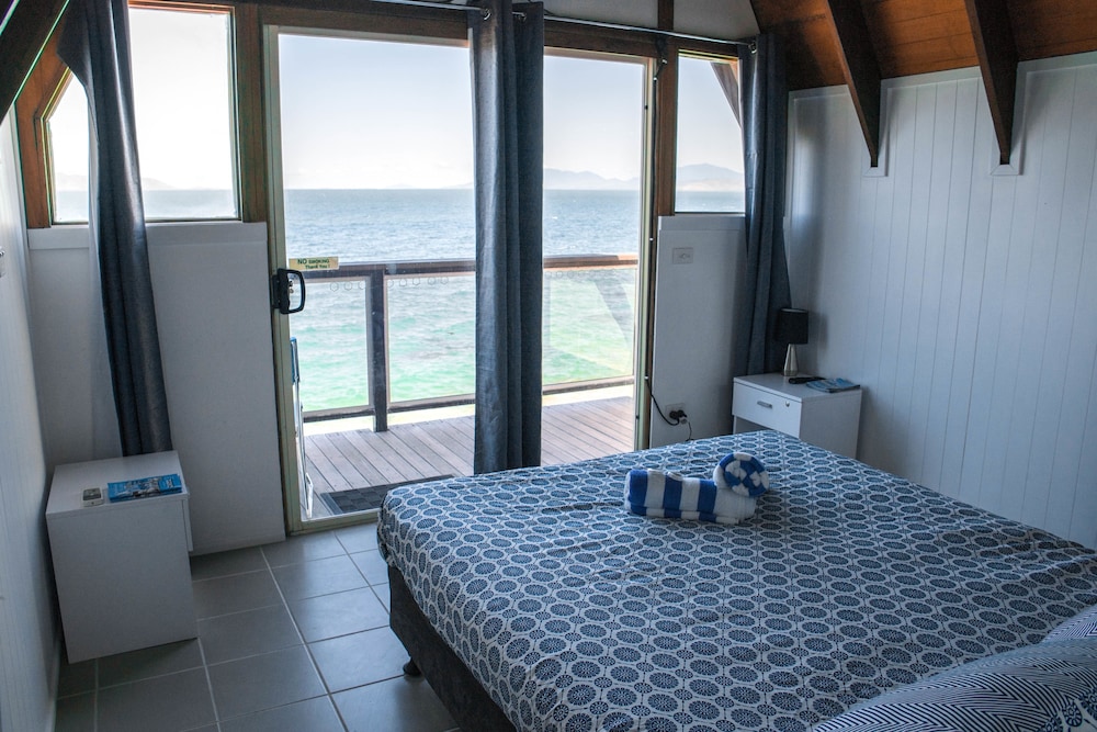 Nomads Magnetic Island - Adults only 9/50
