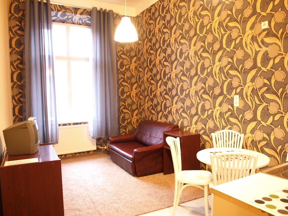 Cracow Old Town Guest House 25/40