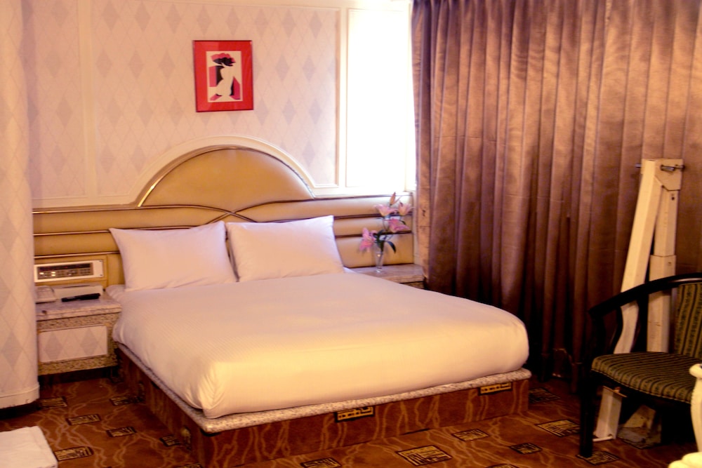 STANDARD, DOUBLE BED
