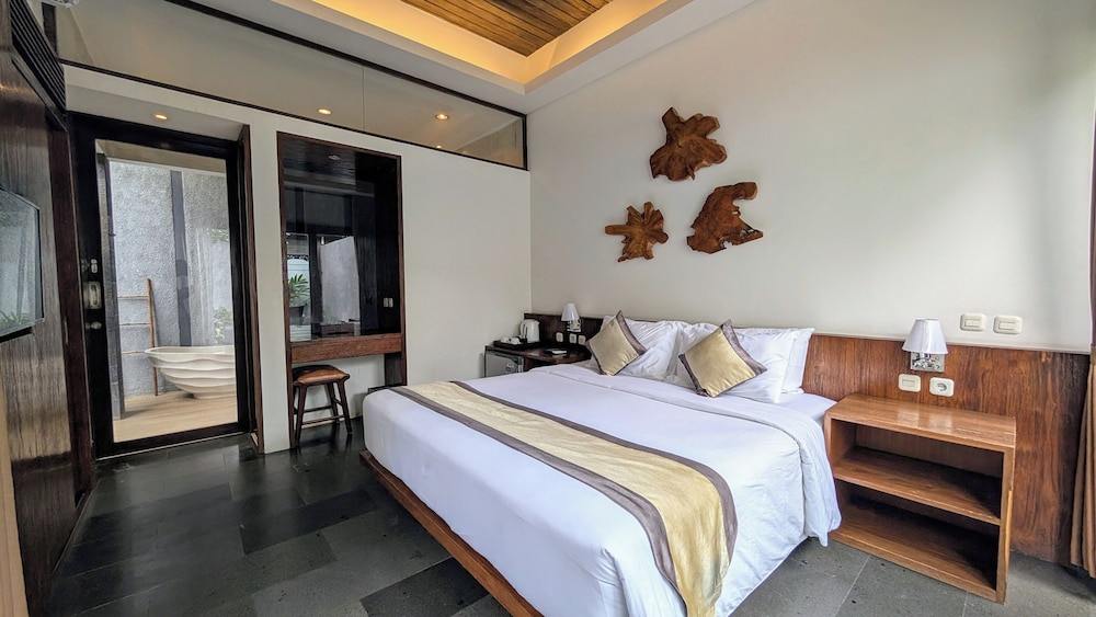 The Canggu Boutique Villa Spa 24/77