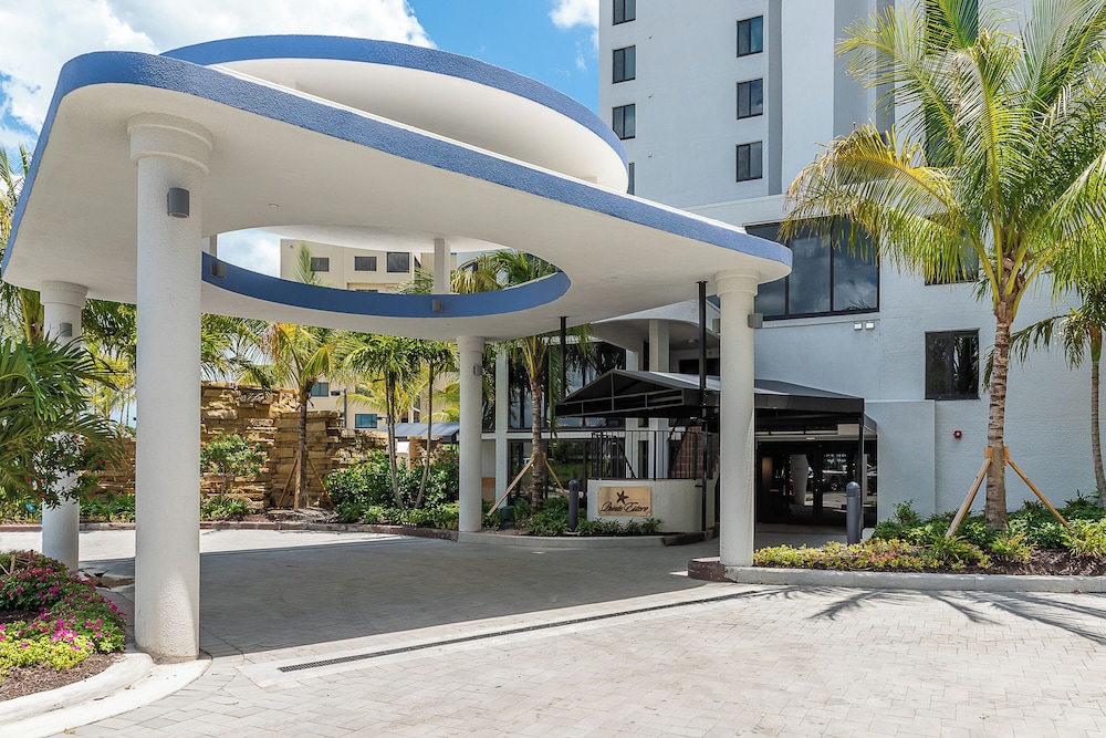 Pointe Estero Resort 36/50
