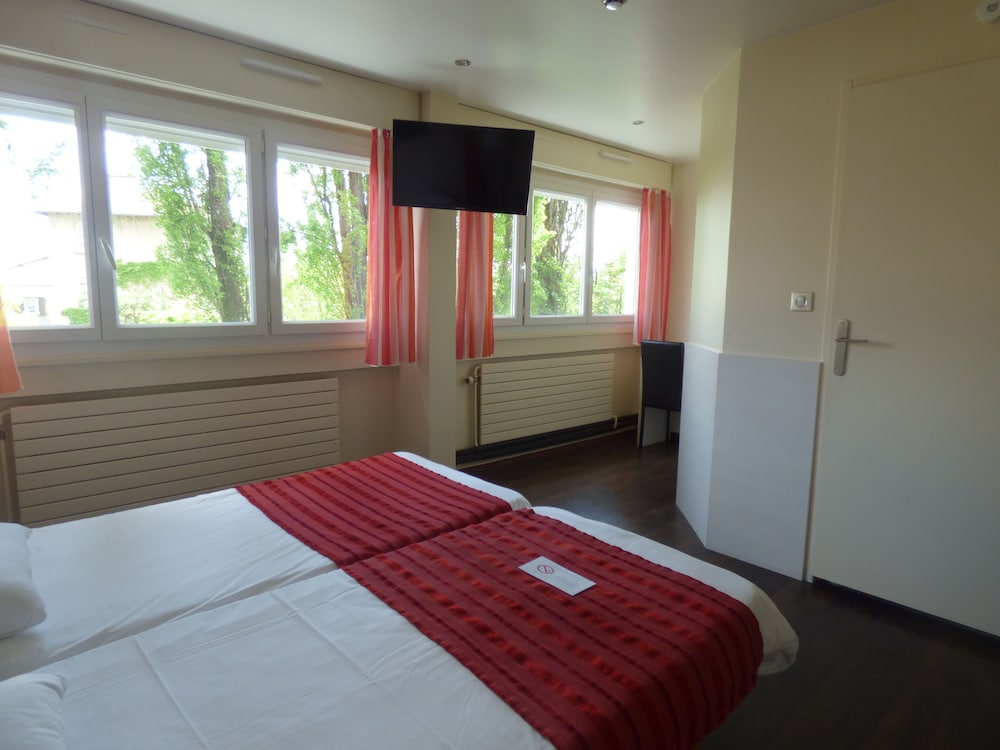 Escatel Hotel 18/60