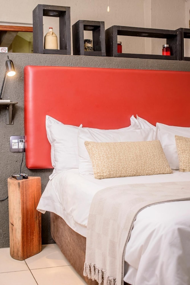 Zebrina Guest House 14/50