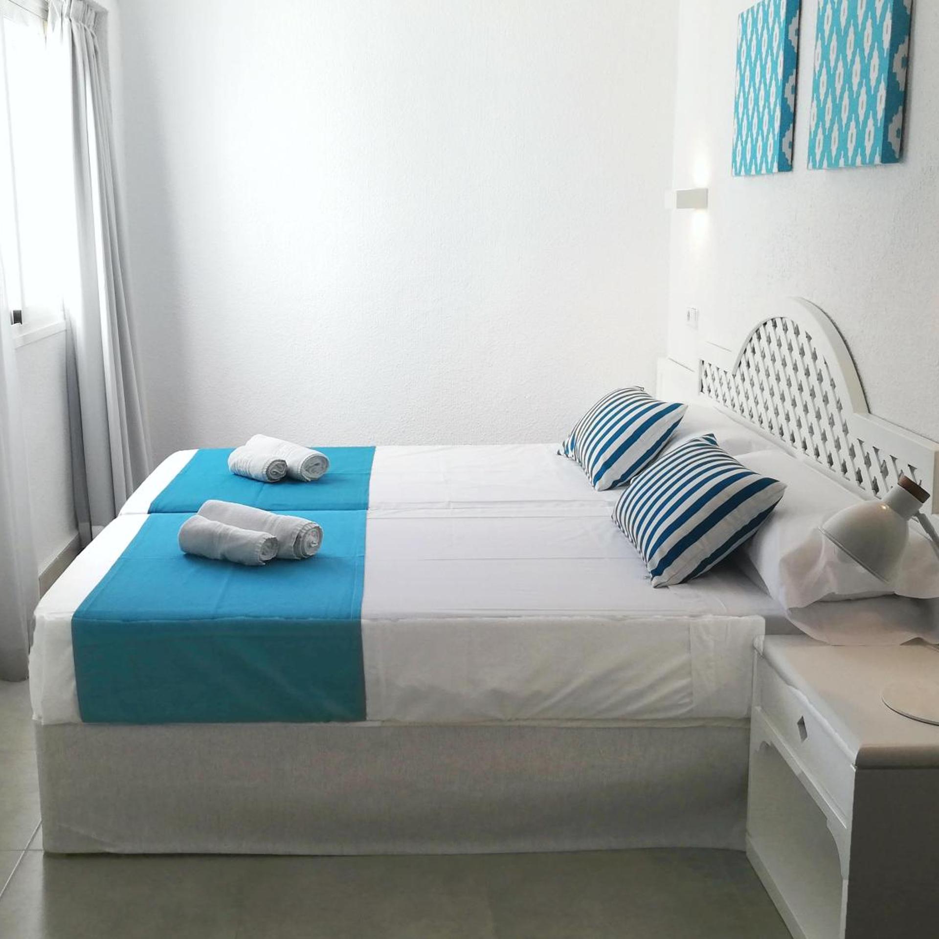 Room, Double Bed, No Balcony، BLUESEA Mediodia 2/5