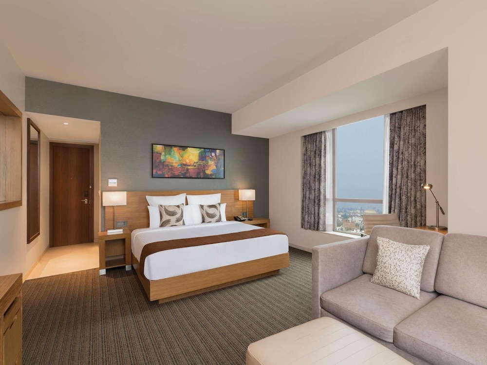 Premium, Junior Suite, King Bed, Lounge Access