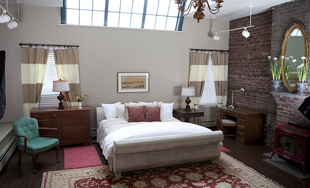 Morgan State House Inn 10/50