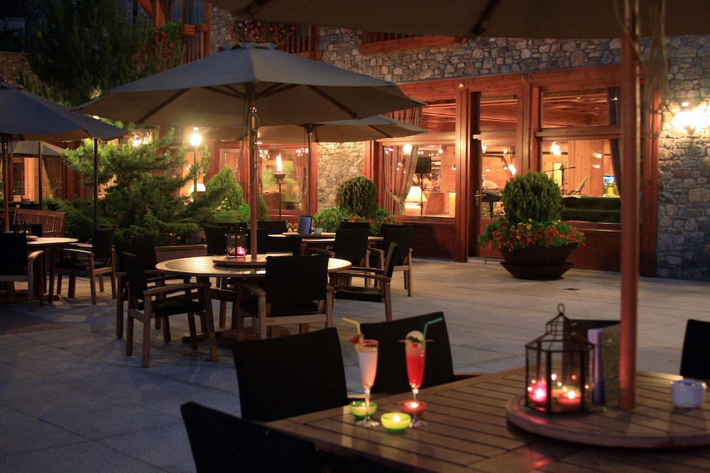 Sport Hotel Village 34/50
