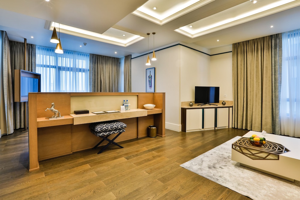 Dreamland Golf Hotel Baku 7/69