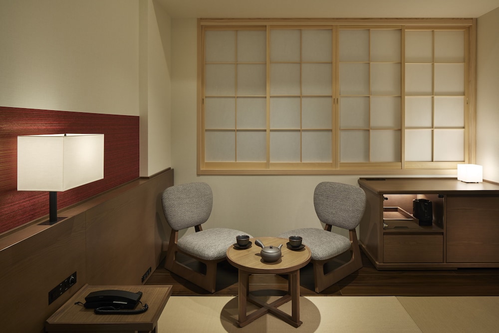 OURS INN HANKYU 29/48