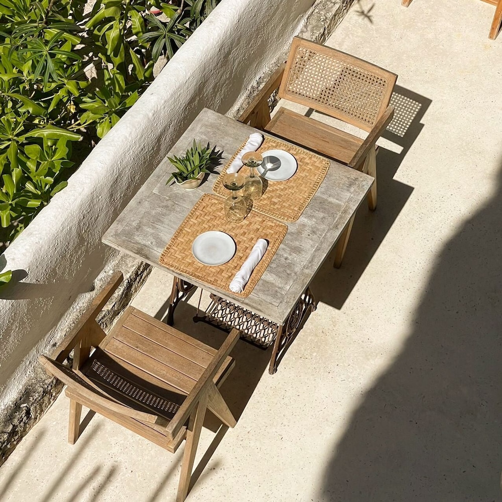 Ser Casasandra Boutique Hotel 65/78
