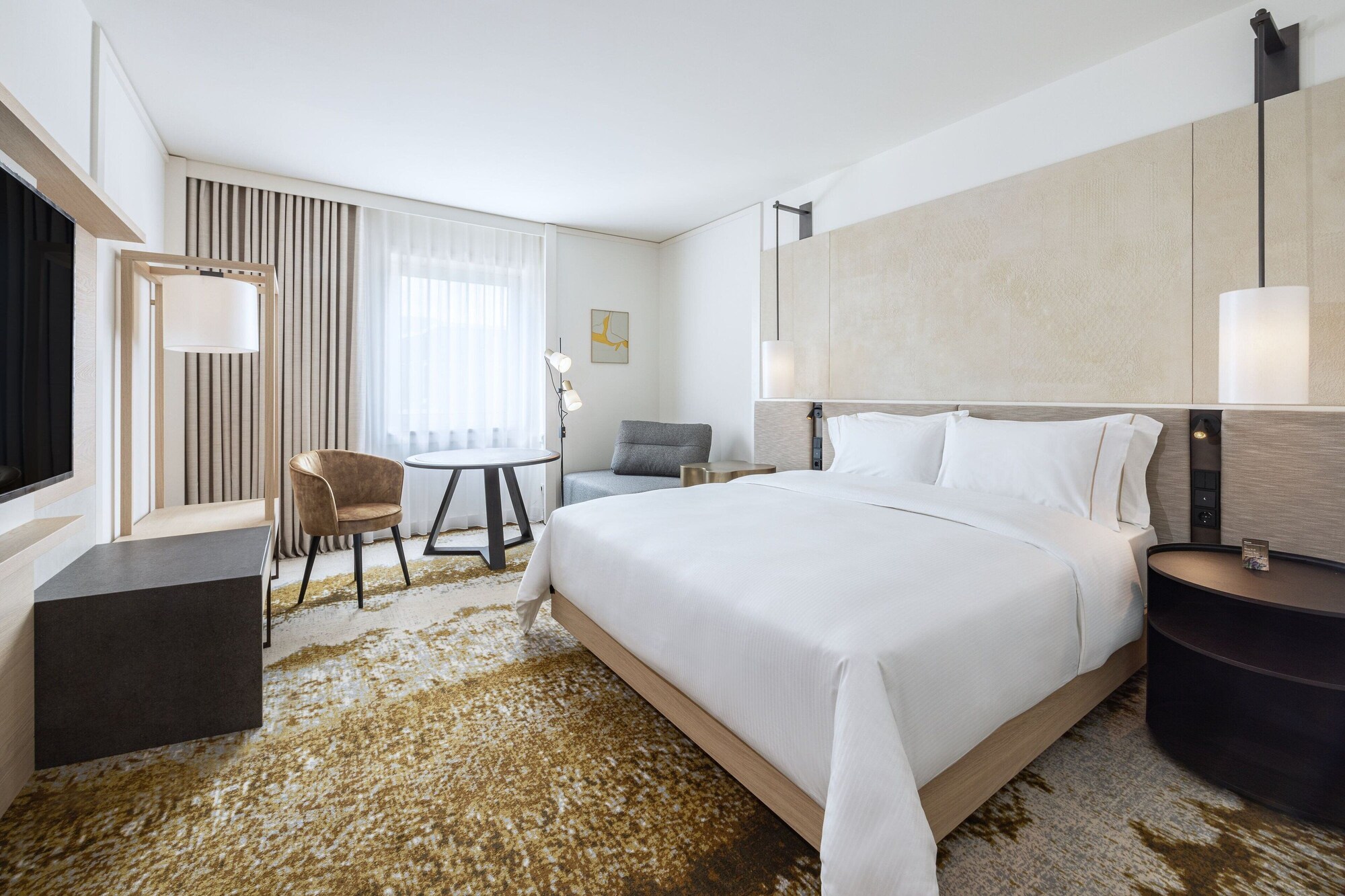 Room at Westin Grand Frankfurt, FRANKFURT