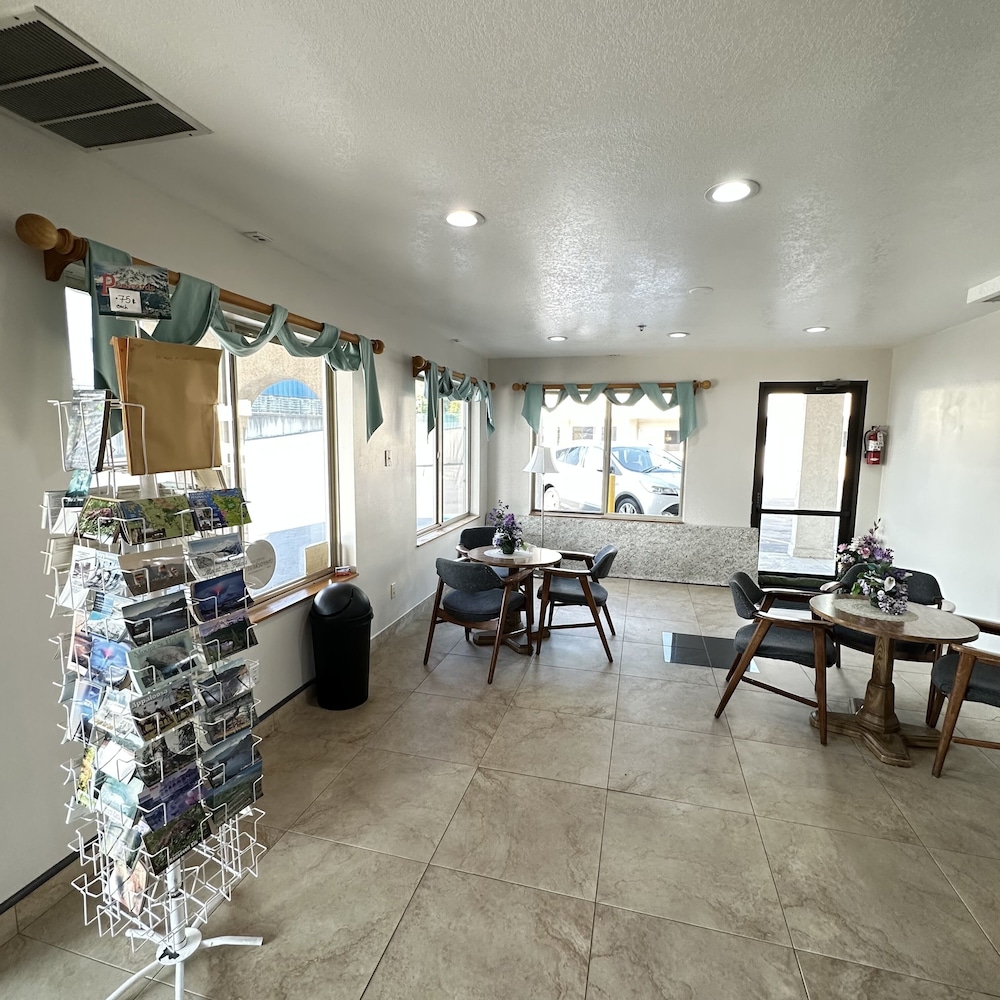 Timberland Inn & Suites 40/63