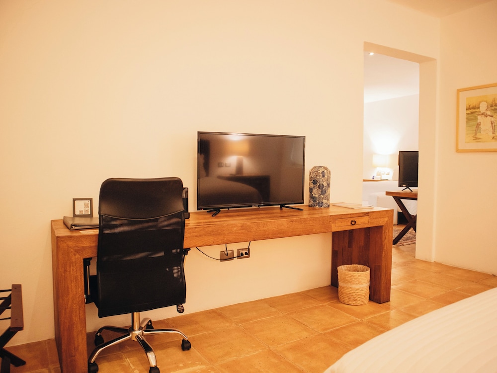 Hotel Boutique Casareyna 58/67