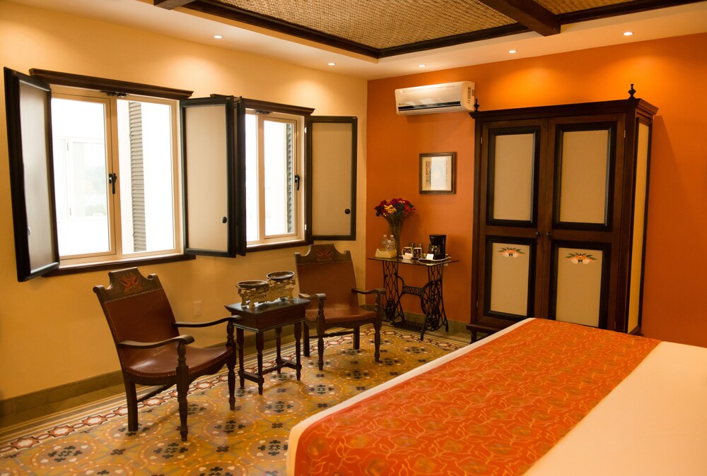 Grand Hotel, Hotel Boutique Tepatitlán 44/50
