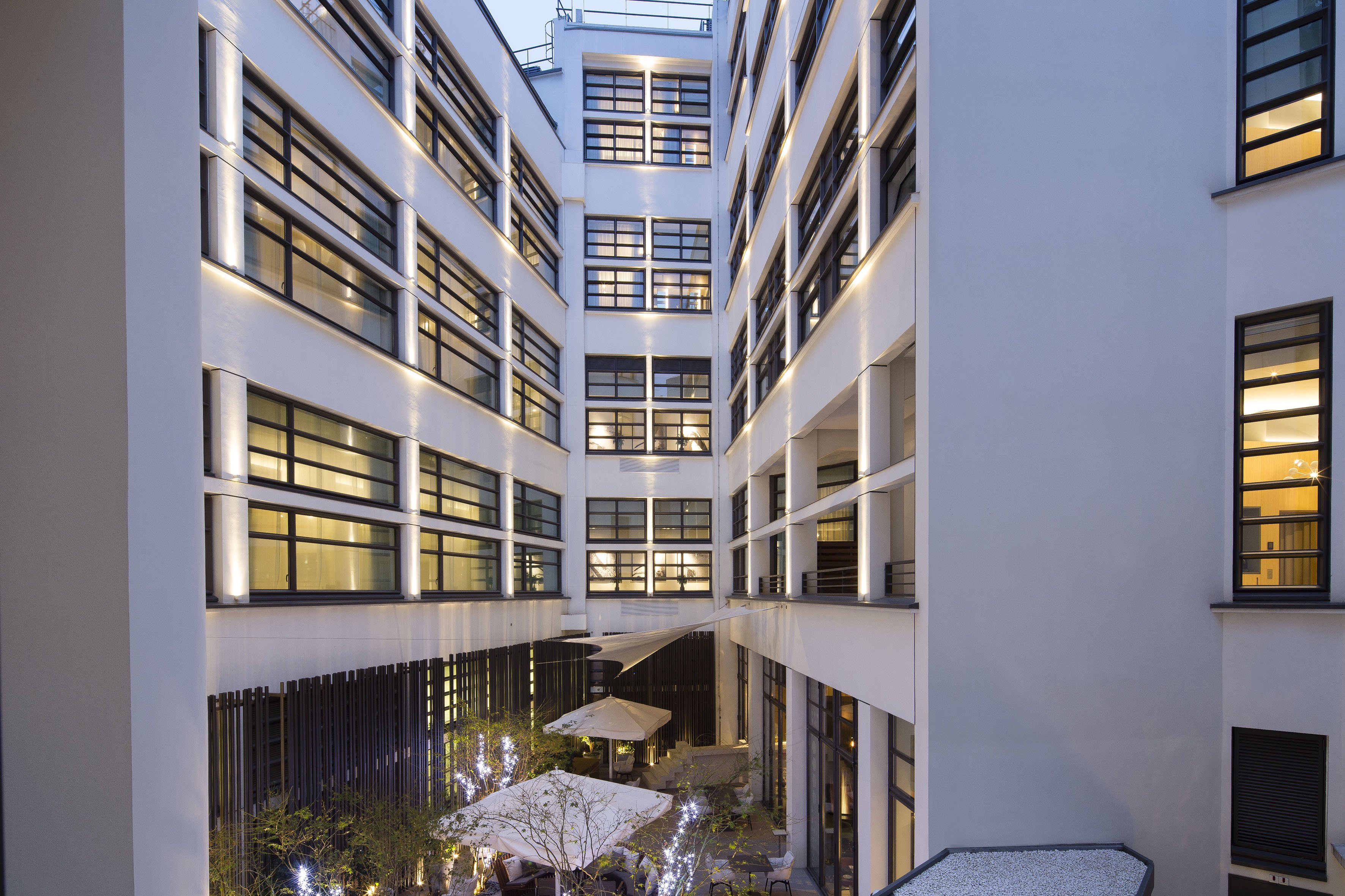 LE CINQ CODET 8/77
