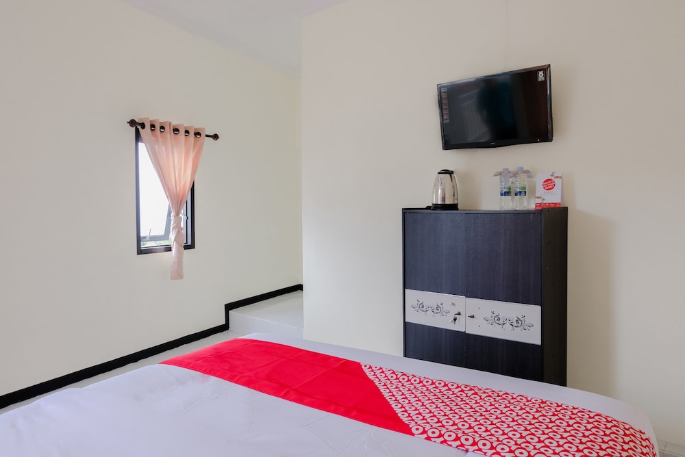 OYO 894 Nusa Indah Homestay Syariah 9/20