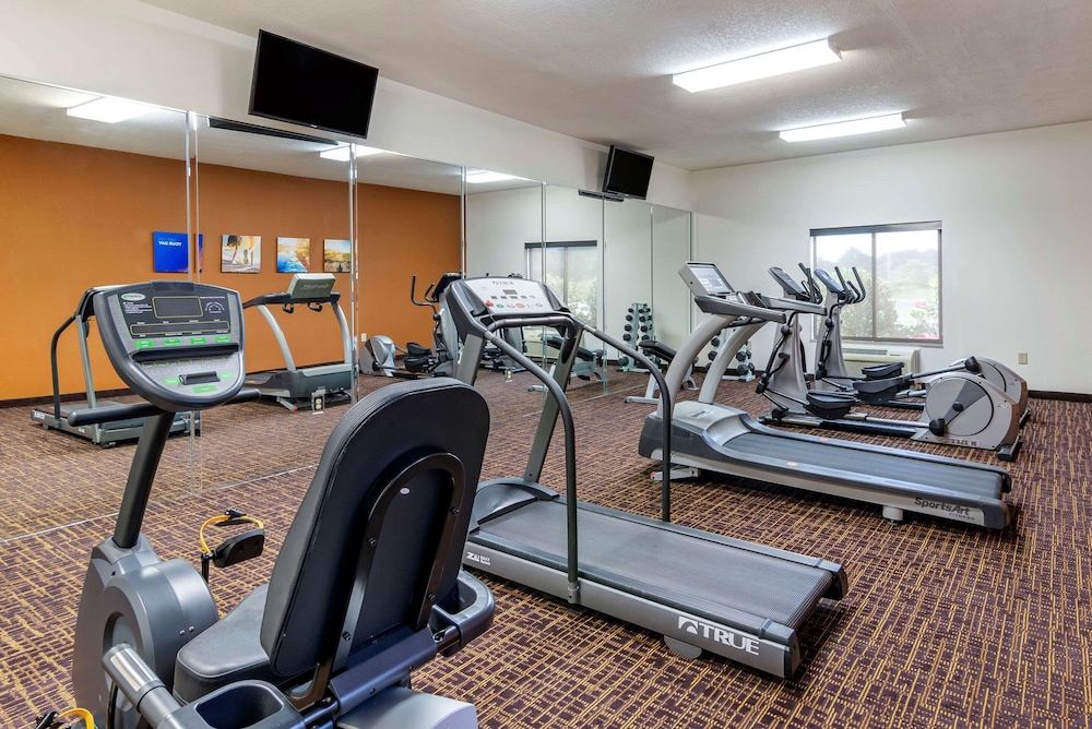 Comfort Inn and Suites Blue Ridge Ga 19/42