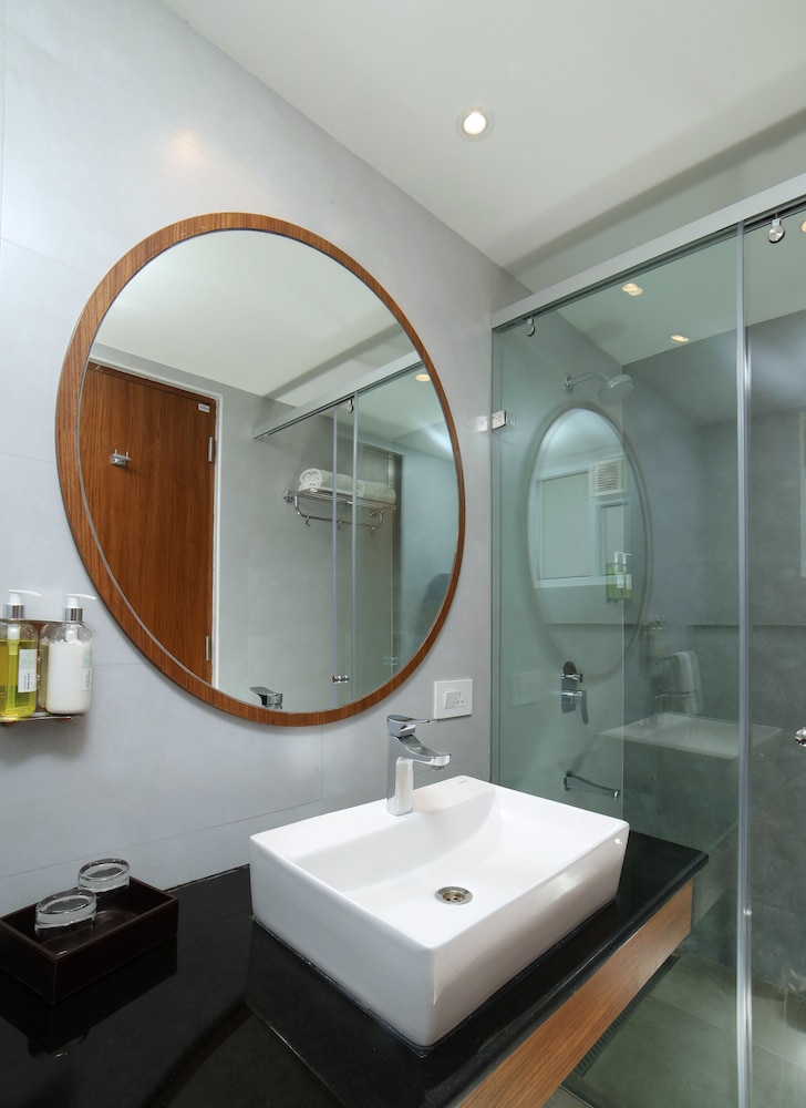 Lilac Hotel, 5th Block Jayanagar 25/25