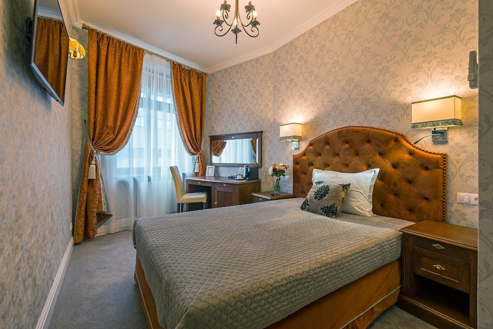 Sleepwalker Boutique Suites 24/79
