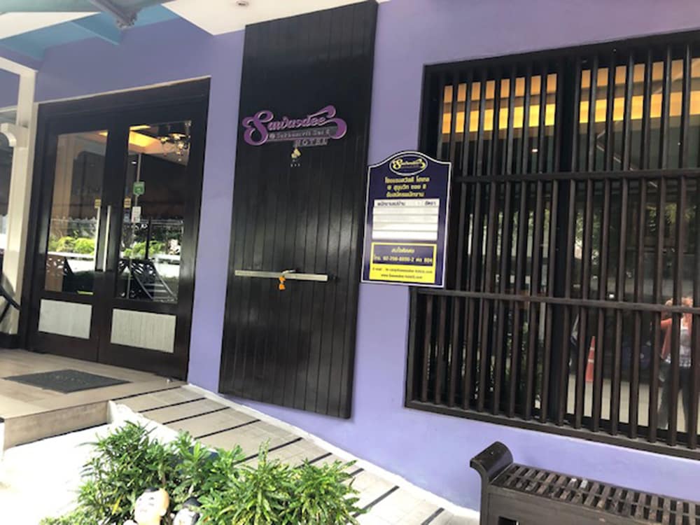 Sawasdee Hotel At Sukhumvit Soi 8 in BANGKOK