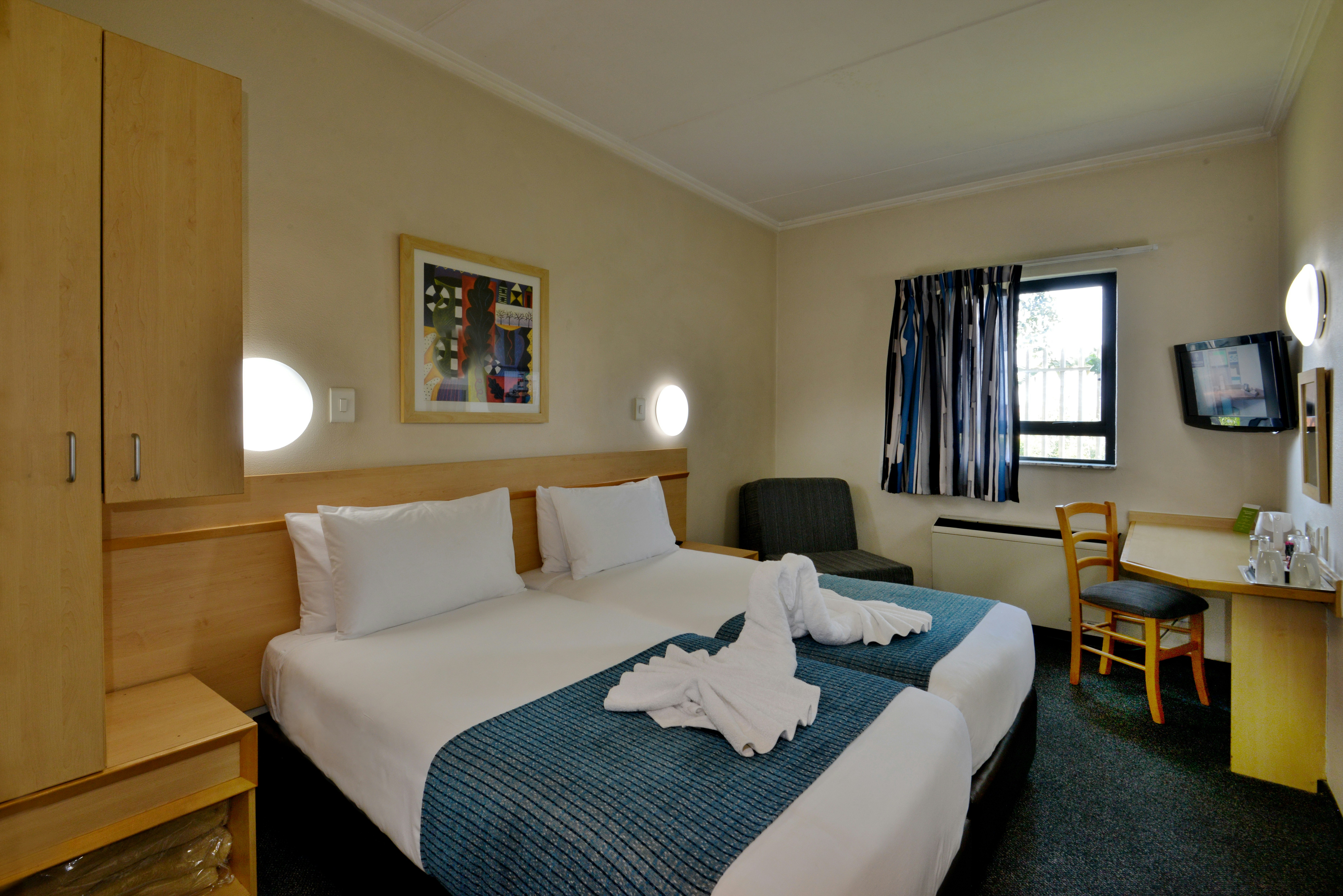 Road Lodge Centurion 12/34
