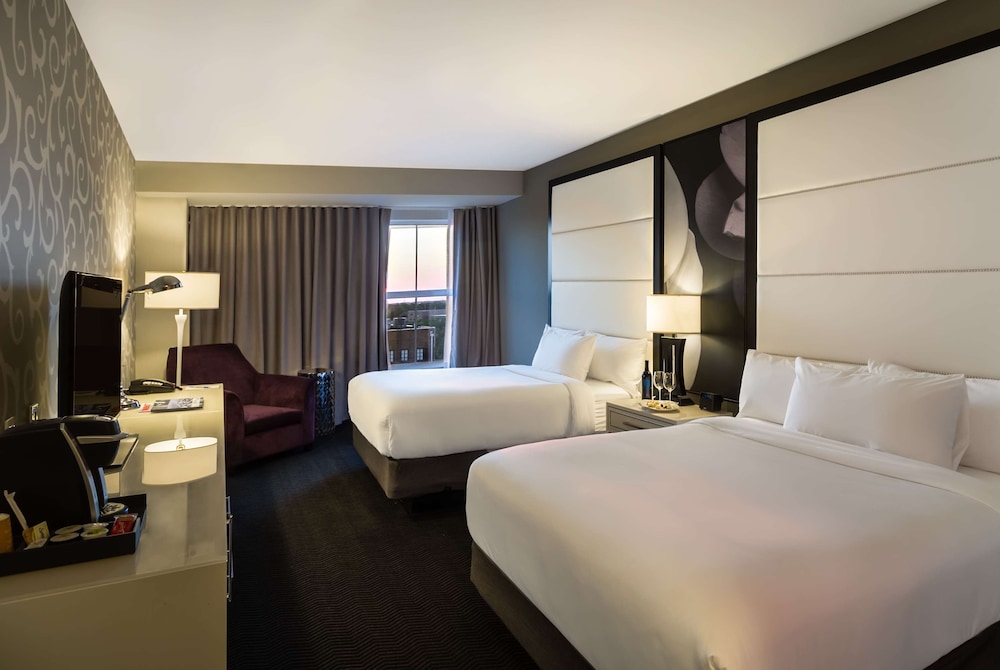 Tryp By Wyndham Savannah 15/60