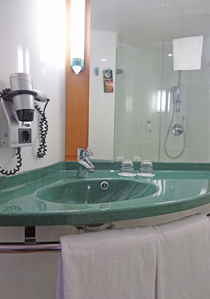 ibis Koeln Frechen 36/57