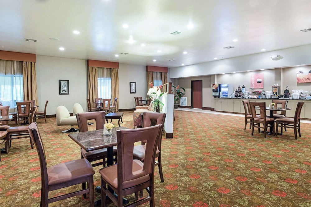 Comfort Suites Leesville 37/50